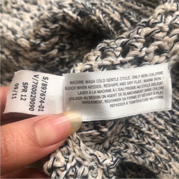 Old Navy Open Knit Sweater - Picture 3 of 7